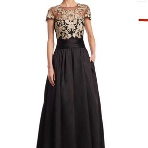 Marchesa Notte Embellished Cap Sleeve Gown Size 12
